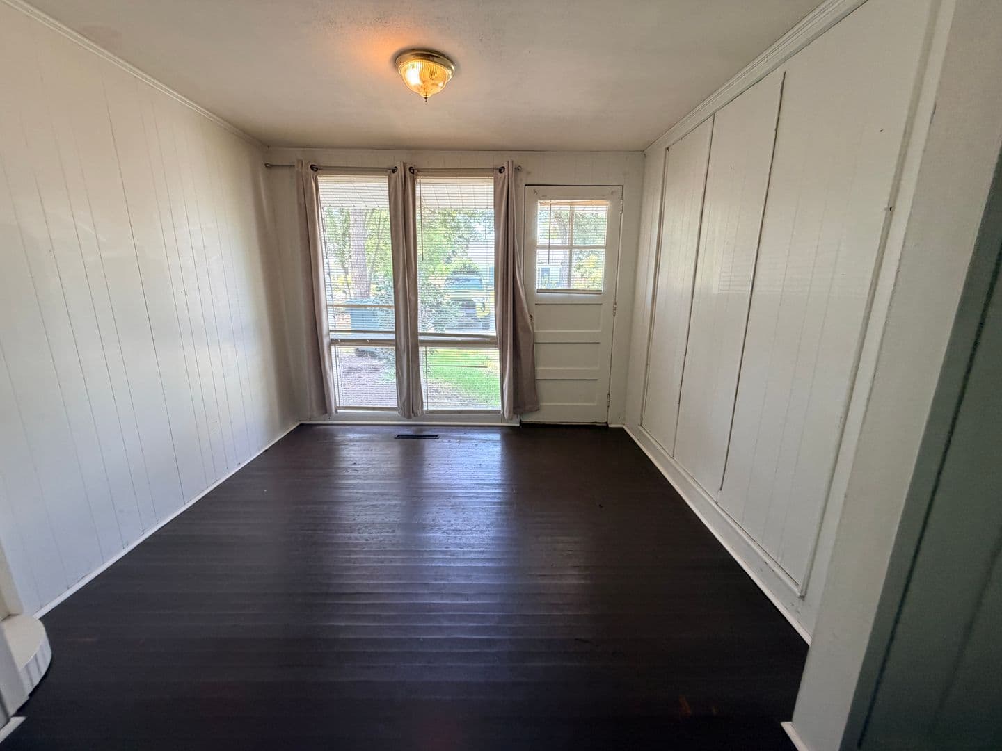 Valdosta House: 102 E Cranford Ave. *