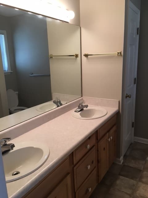 Valdosta House: 4112 Clay Drive*