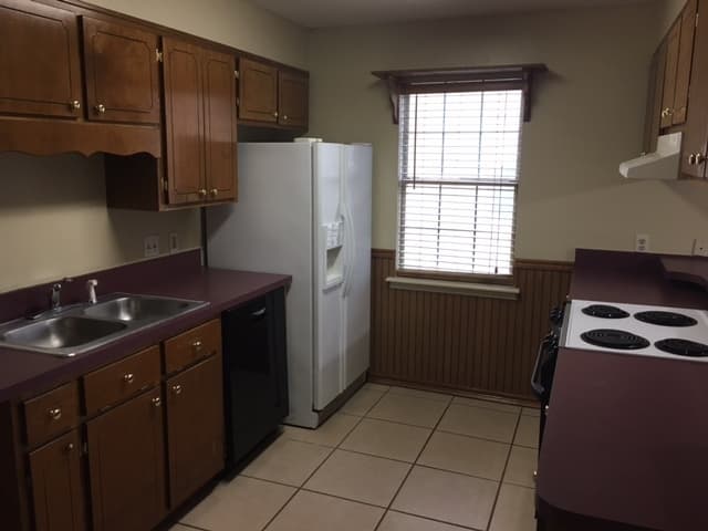Remerton House: 1608 Spring Meadow Circle*