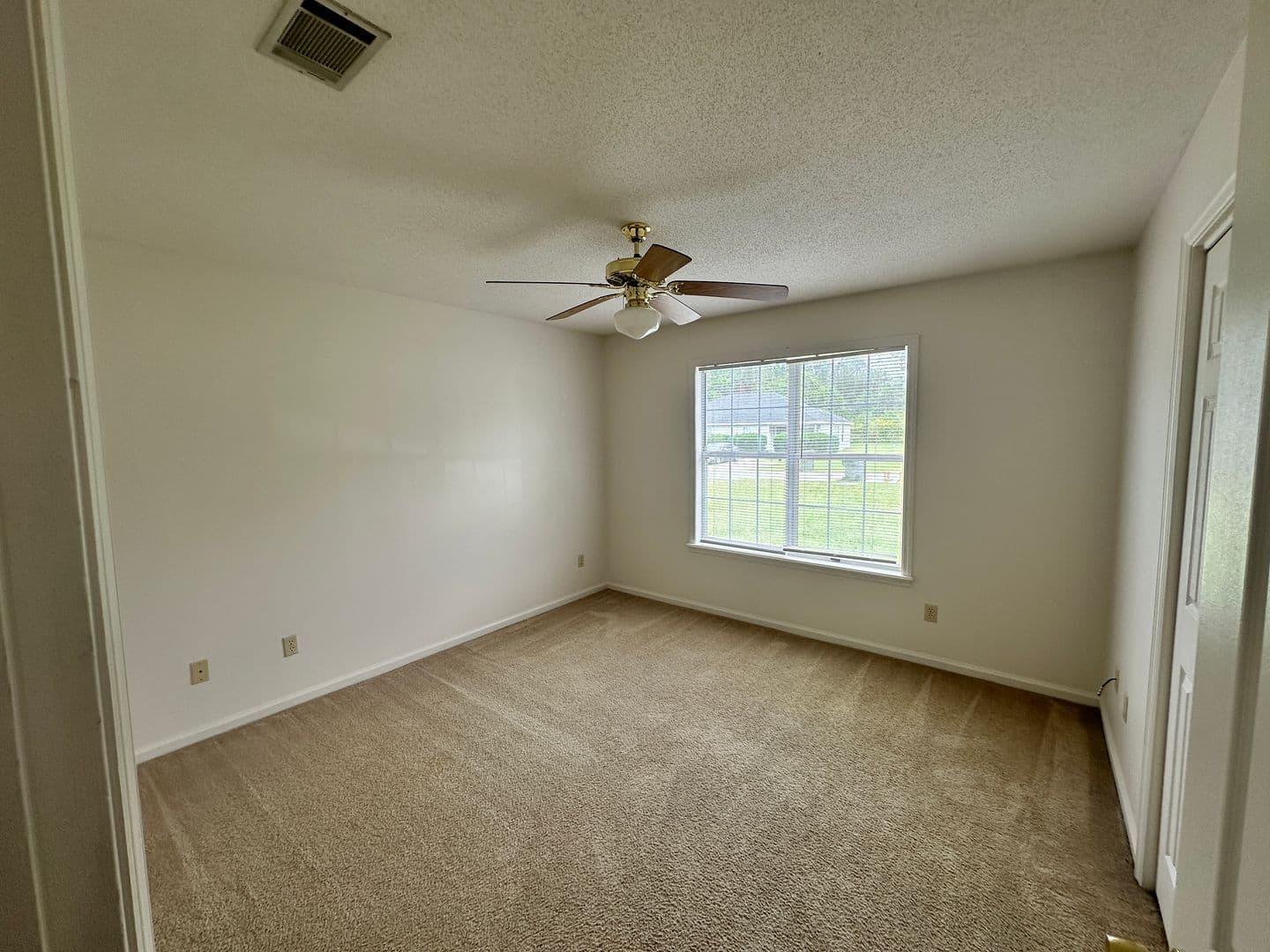 Valdosta House: 6119 B Vinnie Dr