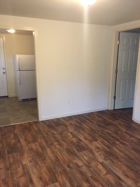 Valdosta House: 4828 Old Radar Site Road*