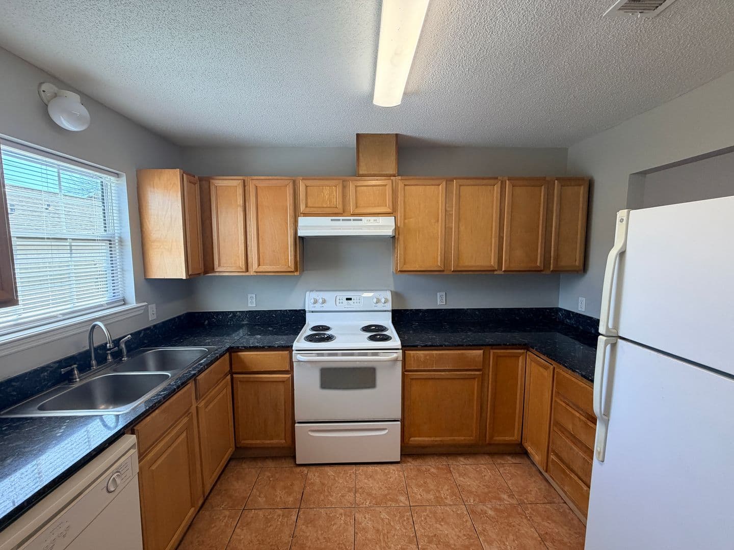 Valdosta Apartment: 1531 Woodard St. * - 372 - D2
