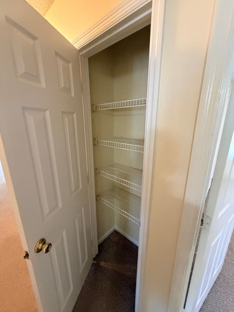 Valdosta House: 377 Pinedale Cir*