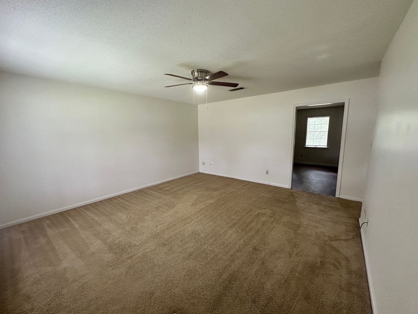 Valdosta House: 6119 B Vinnie Dr