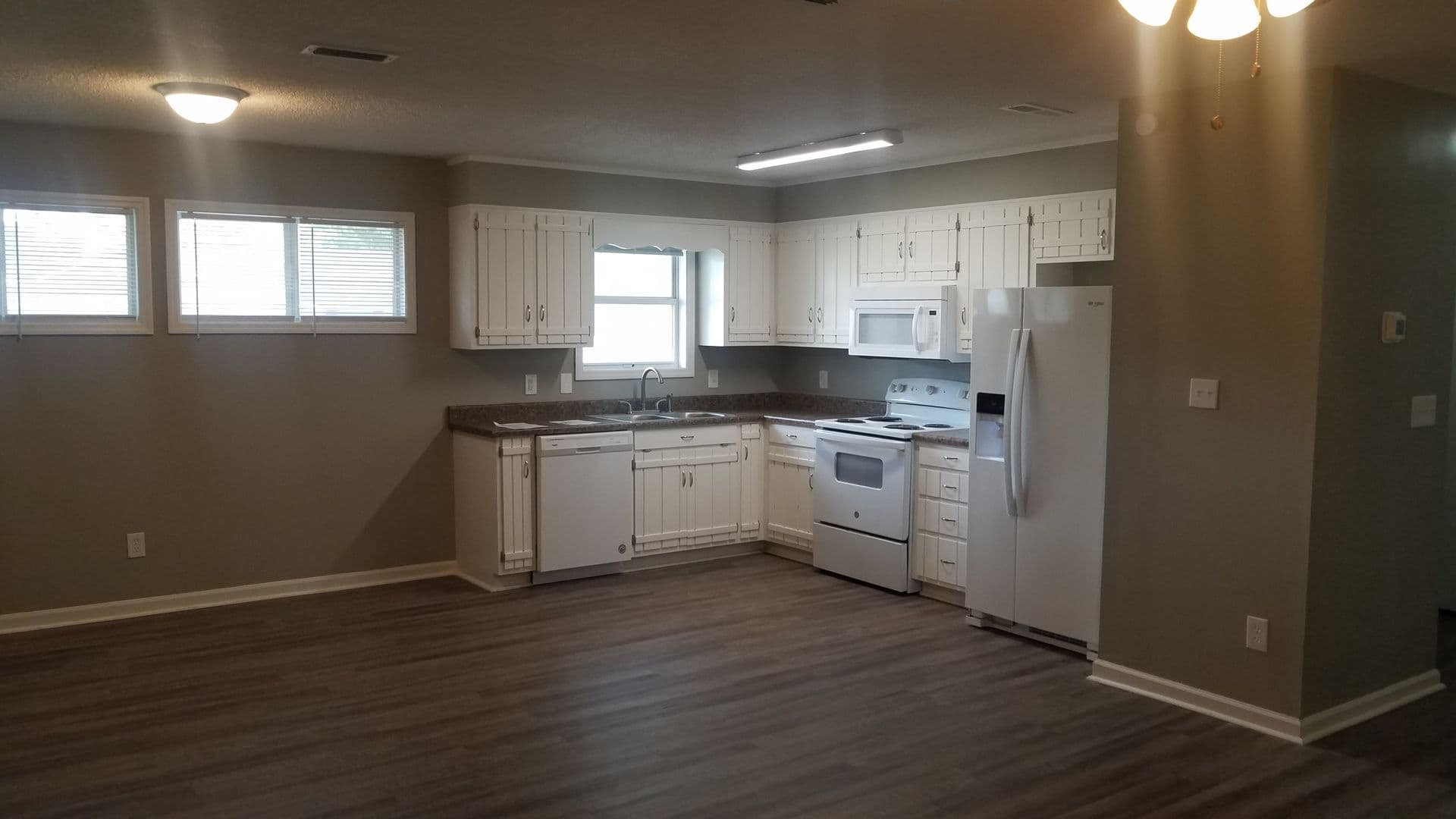 Valdosta House: 6 Lakeland Ct. *