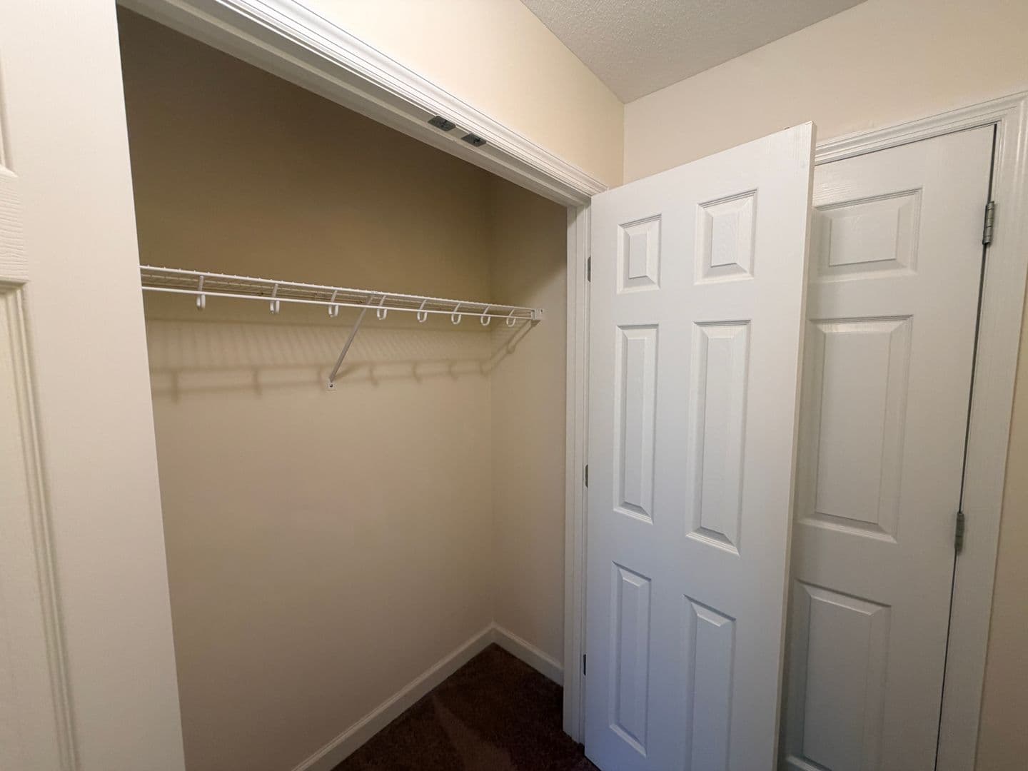 Valdosta Apartment: 1704 N Patterson St. * - #8
