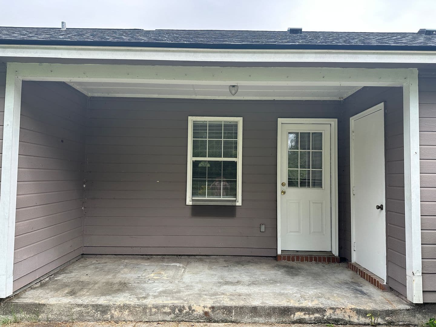 Valdosta House: 6119 B Vinnie Dr