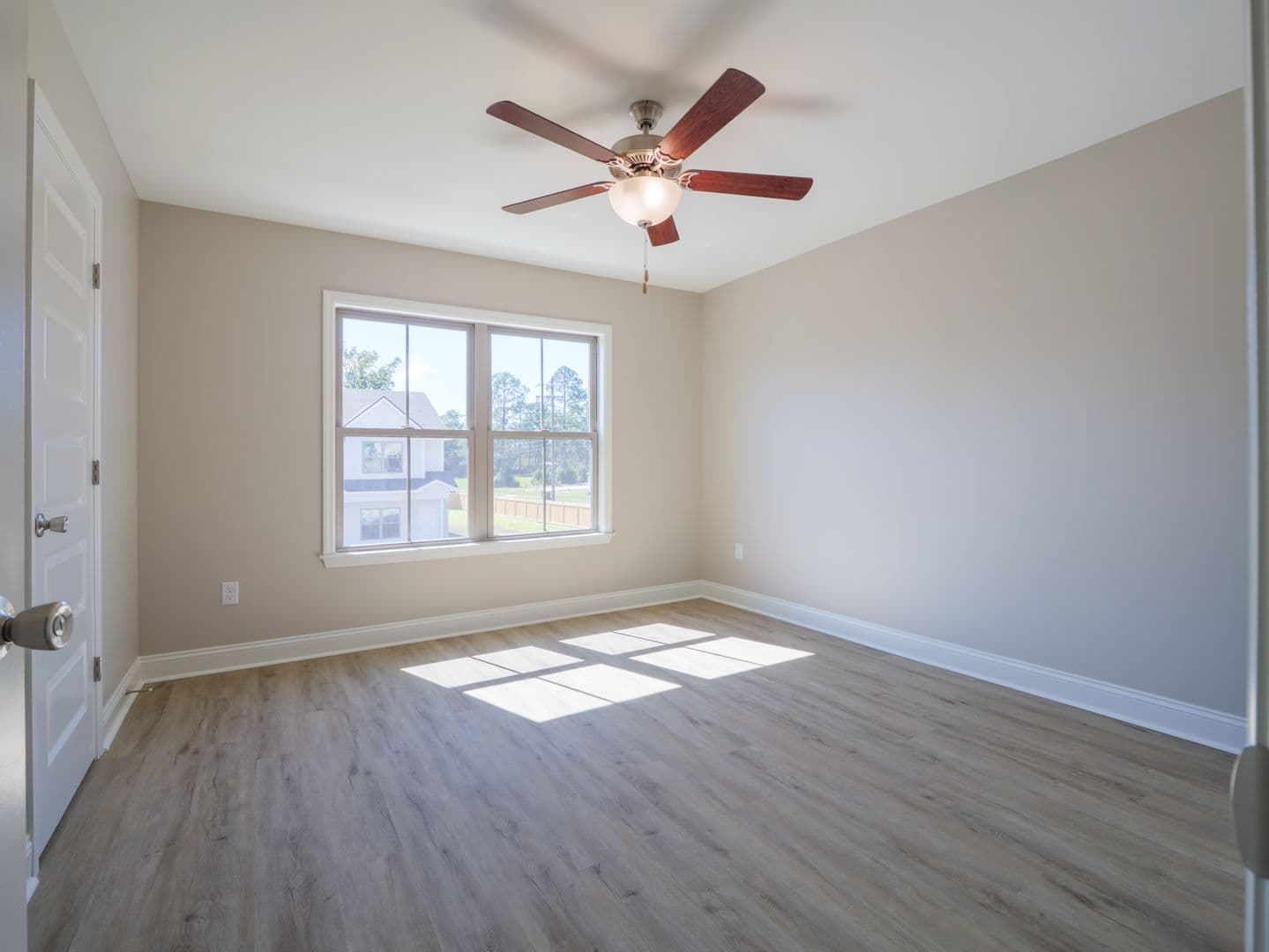 Sparks Apartment: 203 S. Goodman St*