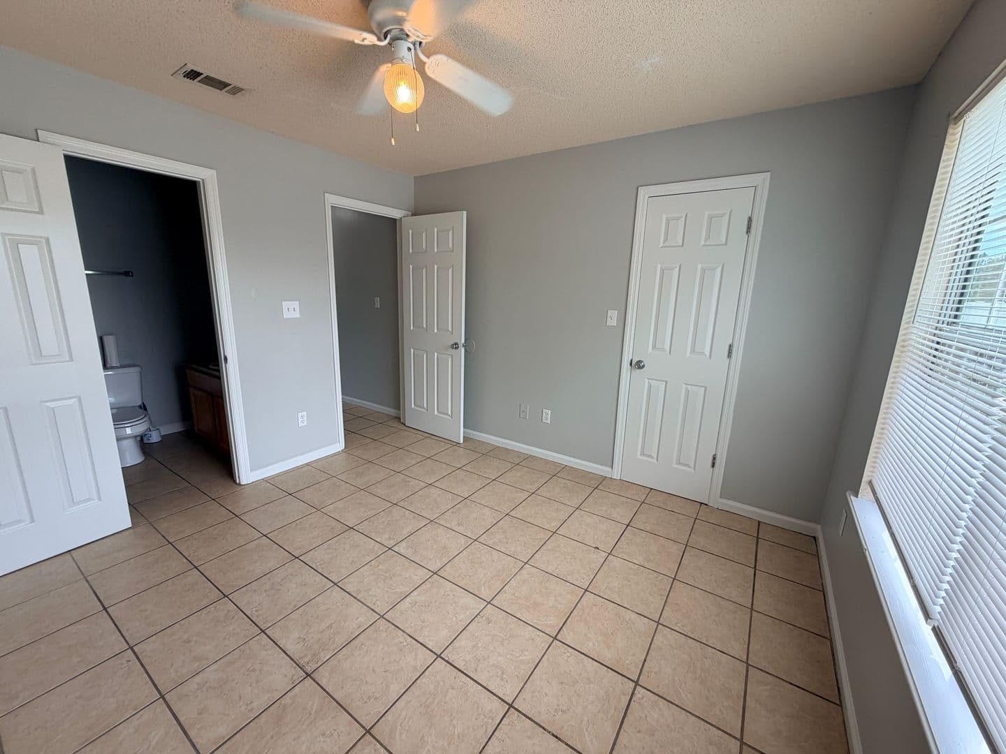 Valdosta Apartment: 1531 Woodard St. * - 375 - D5