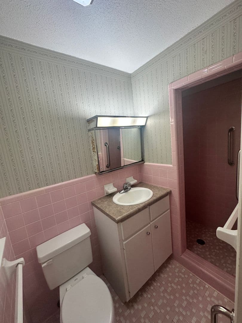 Valdosta House: 4742 Cat Creek Rd *