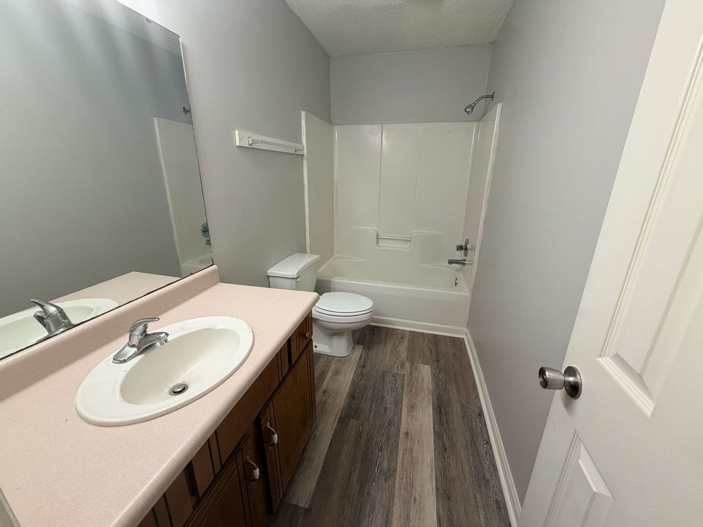 Valdosta Apartment: 2127-A Houston Ave.