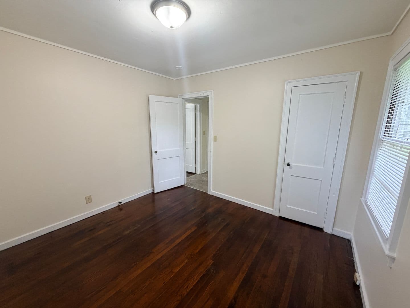 Valdosta House: 1701 N Troup Street*