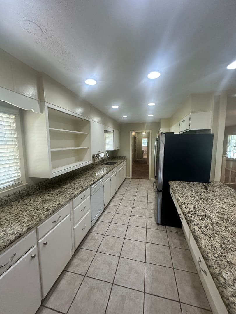 Valdosta House: 4742 Cat Creek Rd *