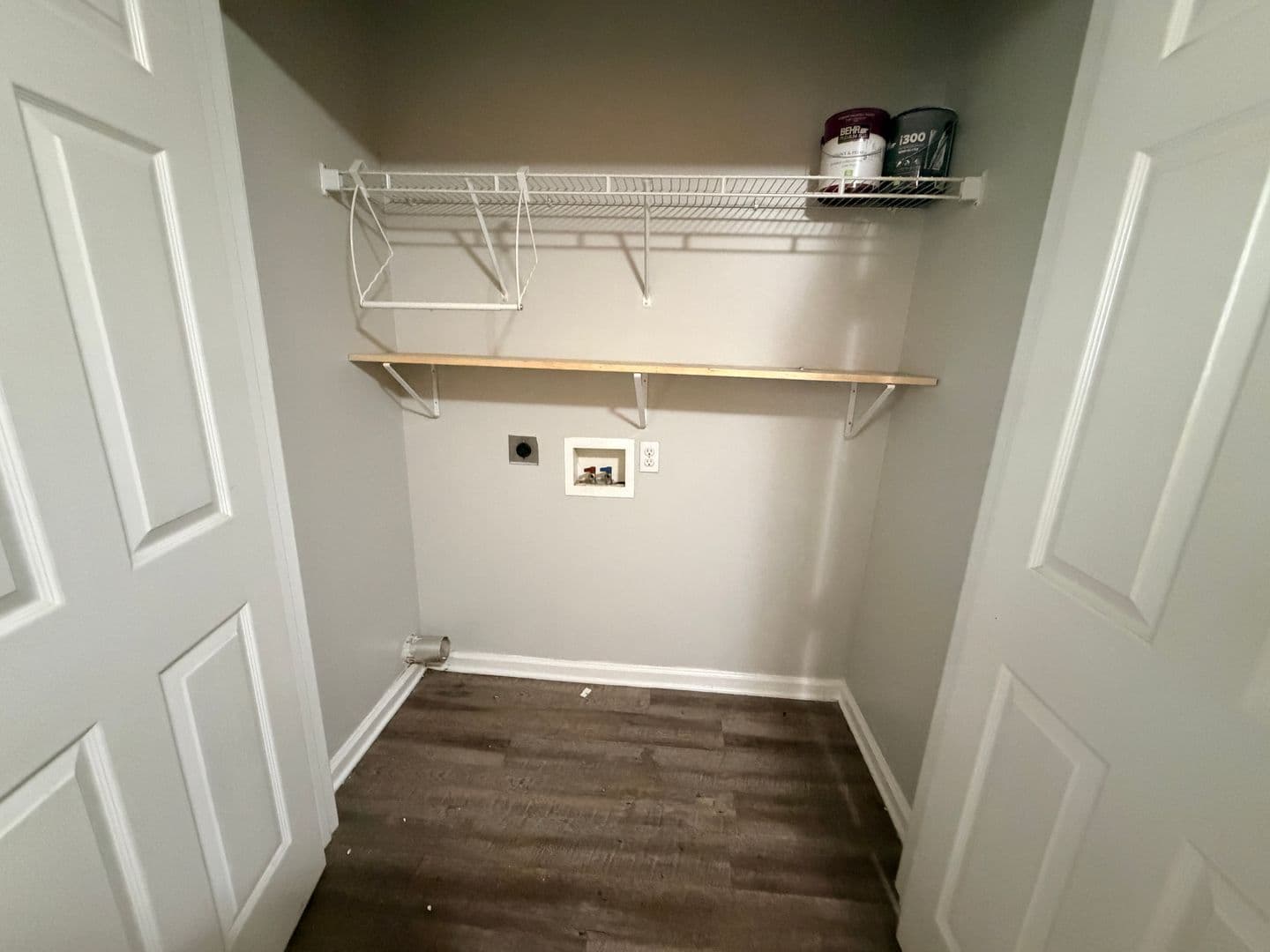 Hahira Apartment: 415 S. Hagan Bridge Rd. * - H17