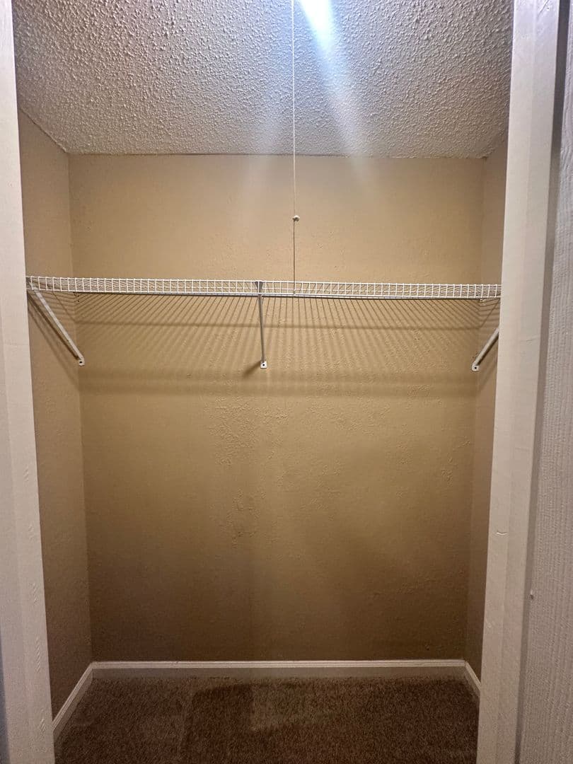 Adel Townhome: 1305 Breckenridge Dr Apt 9