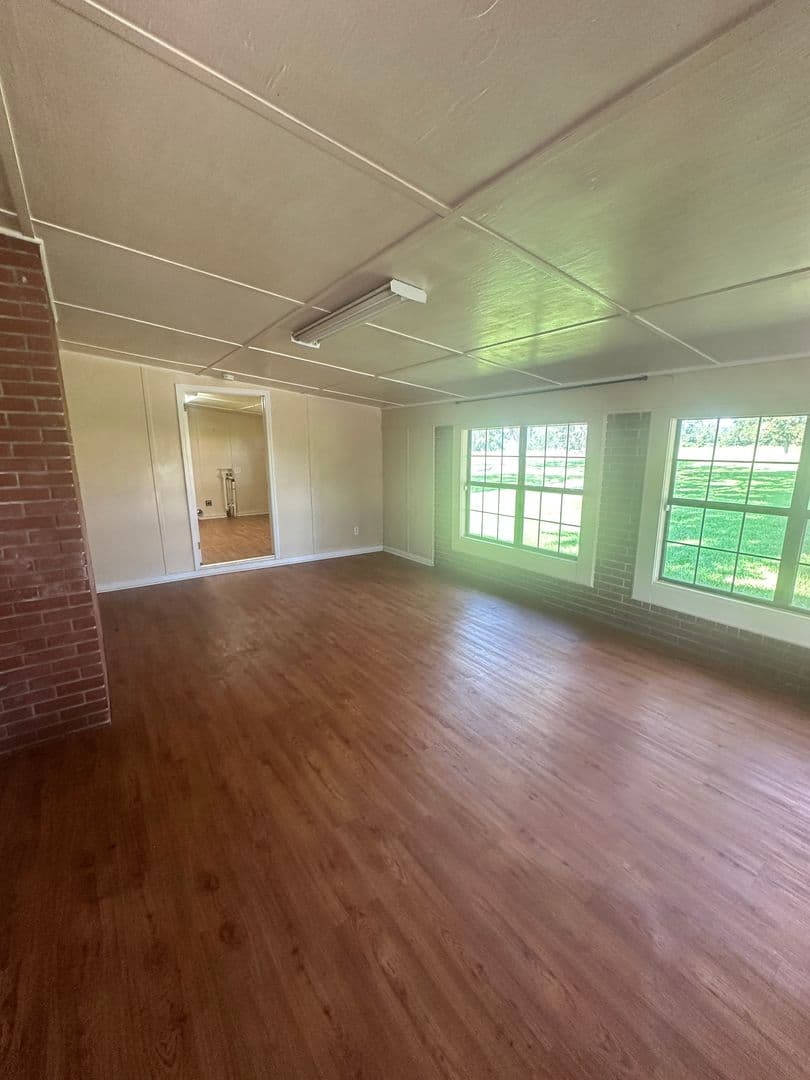Valdosta House: 4742 Cat Creek Rd *