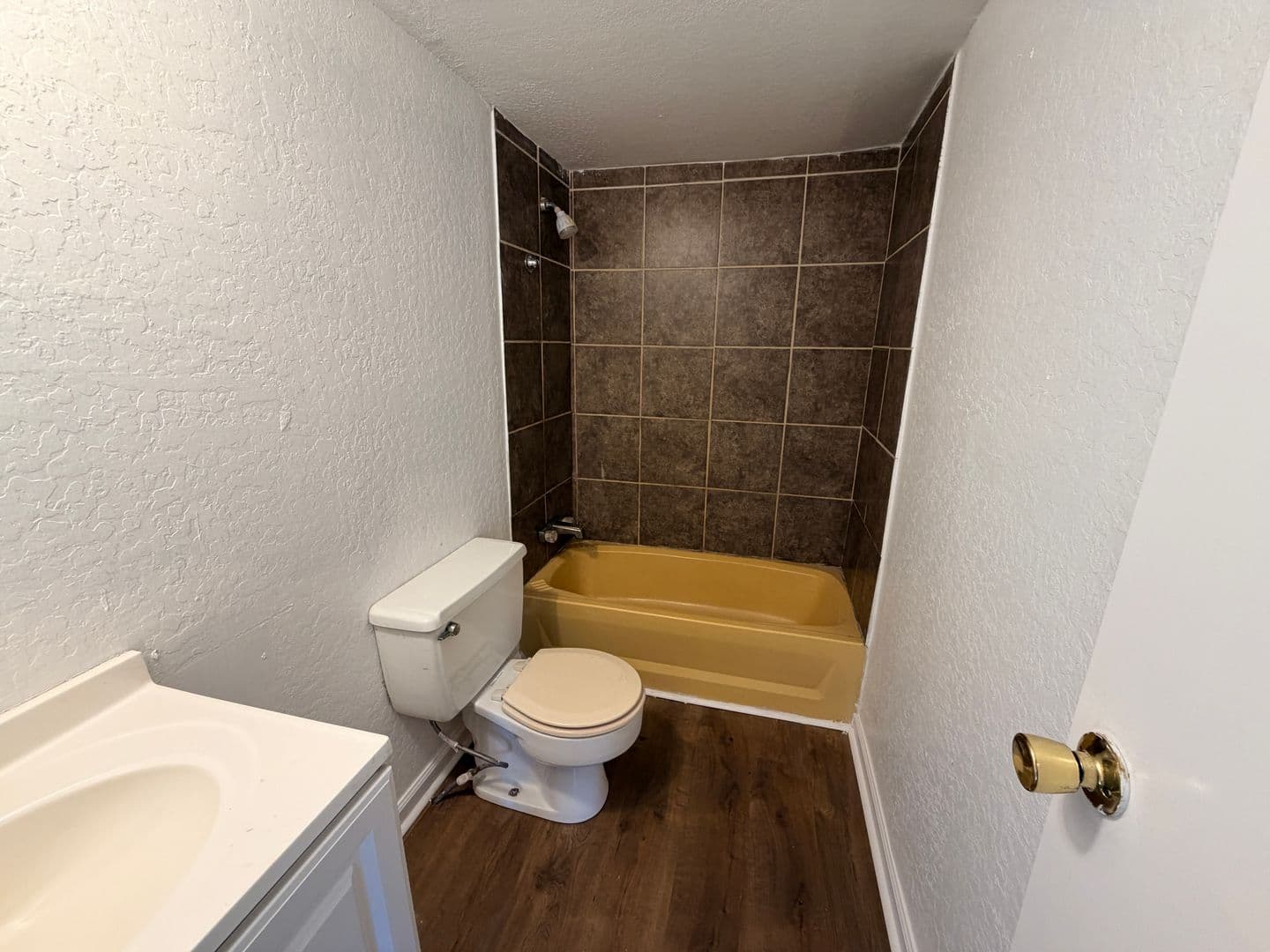 Valdosta House: 3427 Old Clyattville Rd.
