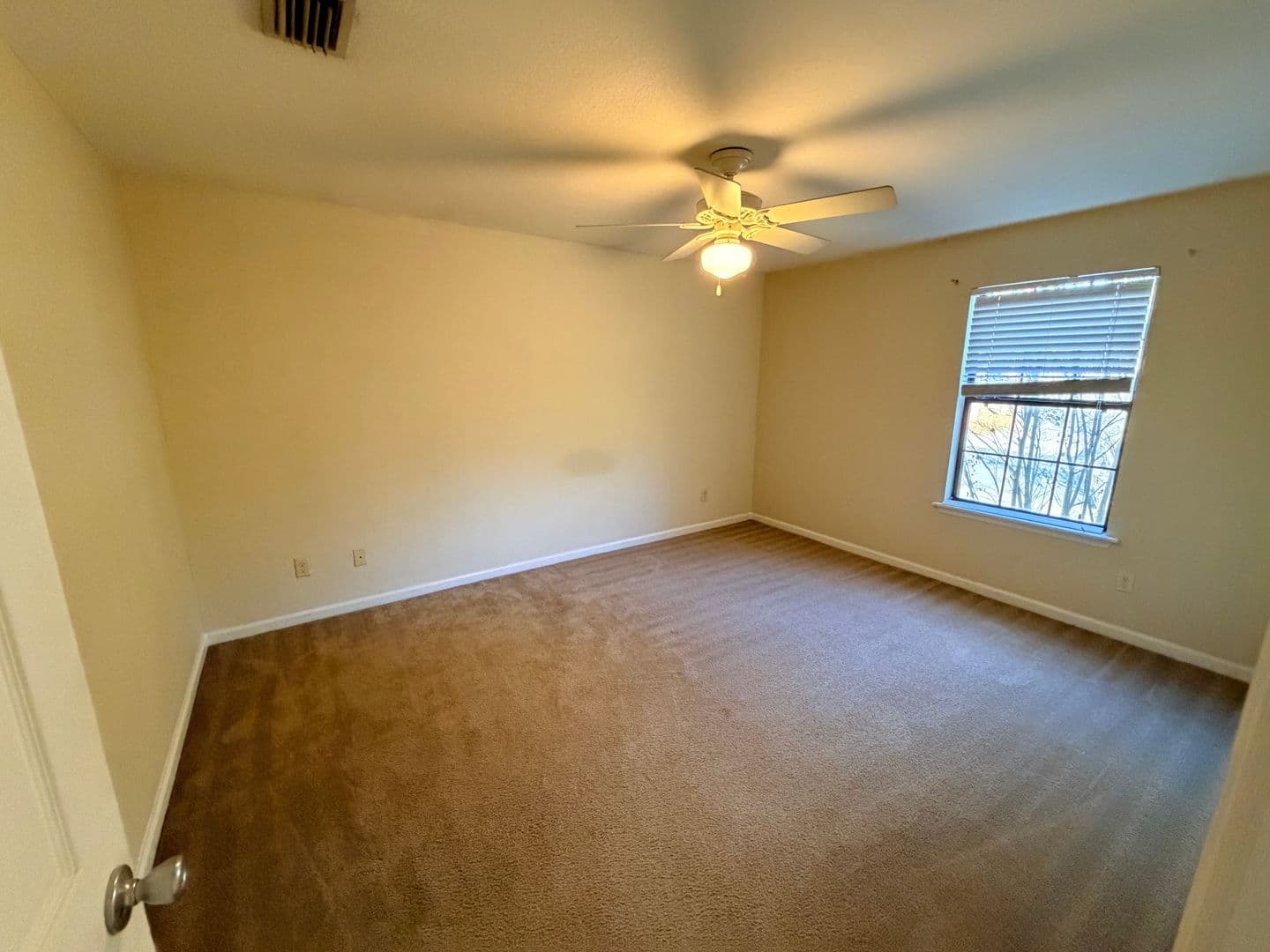 Valdosta Apartment: 1704 N Patterson St. * - #4