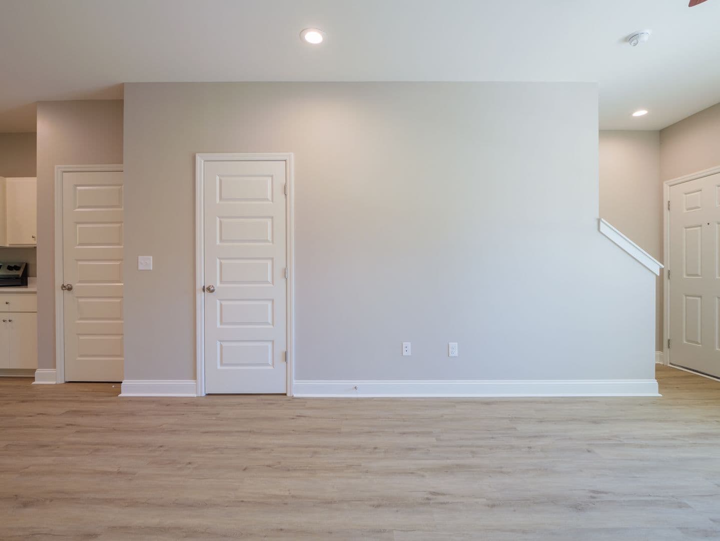 Sparks Apartment: 203 S. Goodman St*