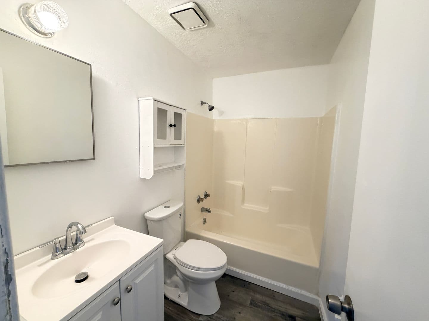 Valdosta Apartment: 4114 Oak Dr. - #3