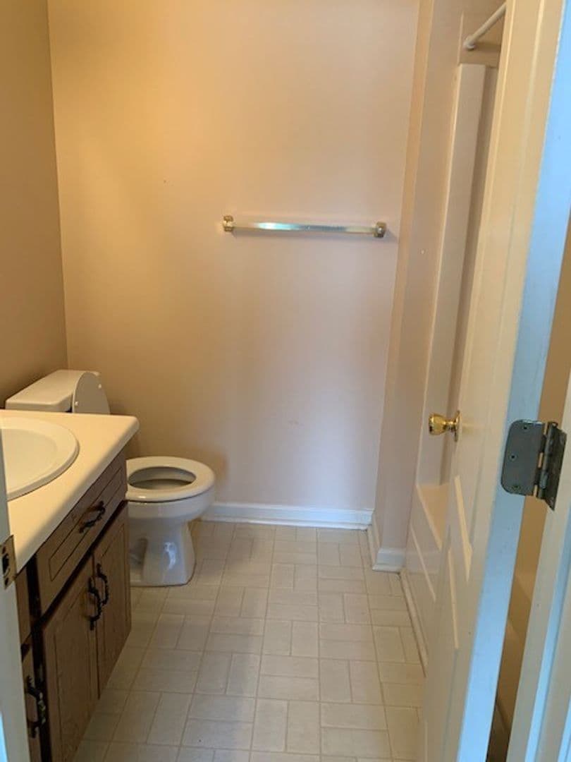 Valdosta House: 1821 Remer Lane*
