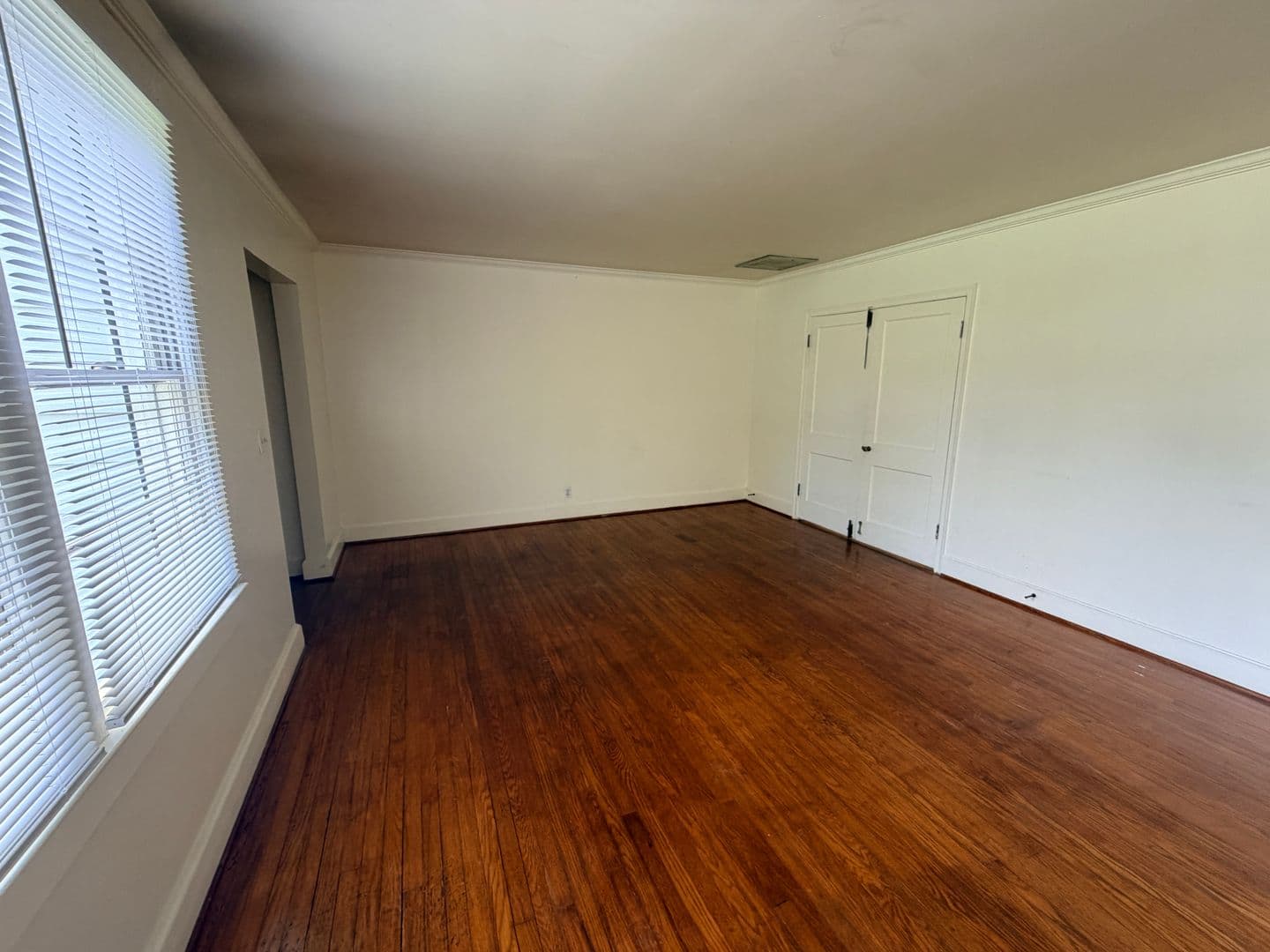 Valdosta Apartment: 114 High Street