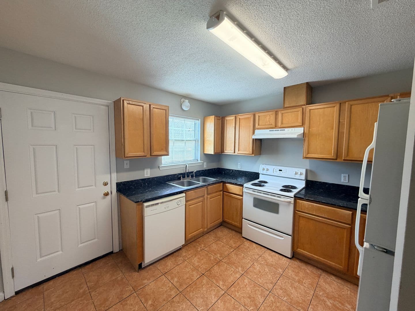 Valdosta Apartment: 1531 Woodard St. * - 372 - D2