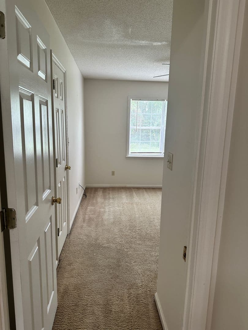 Valdosta House: 6119 B Vinnie Dr