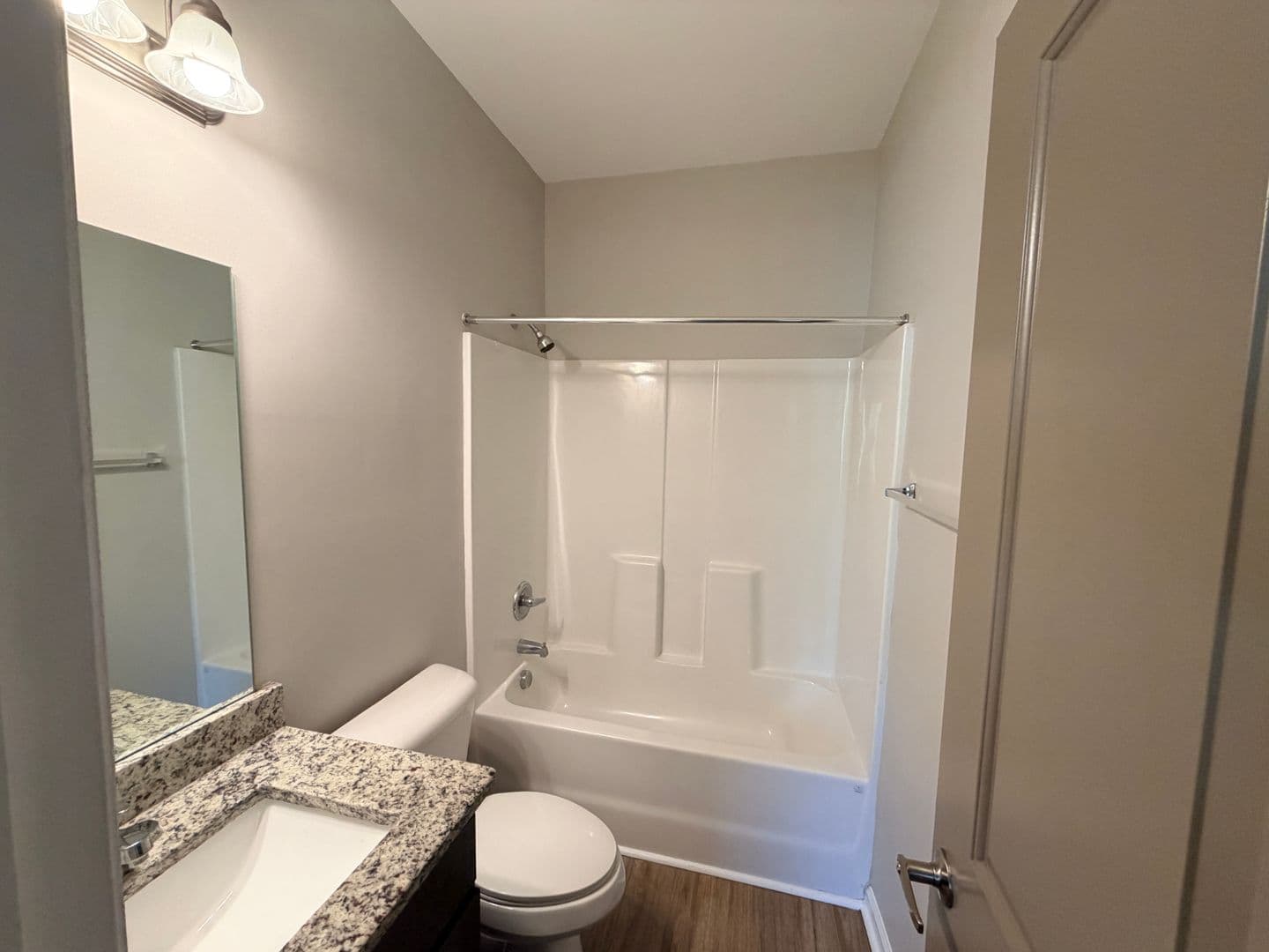 Valdosta Apartment: 1023 W. Gordon  - A6