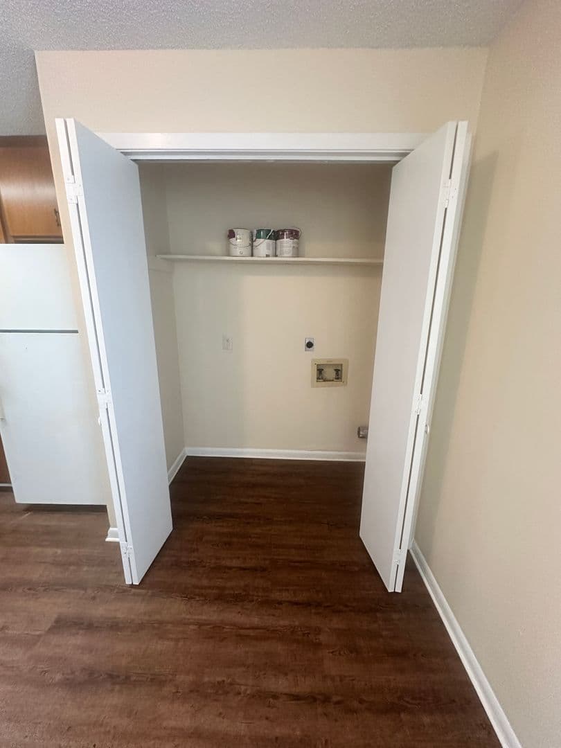 Remerton Apartment: 1603 Victory St