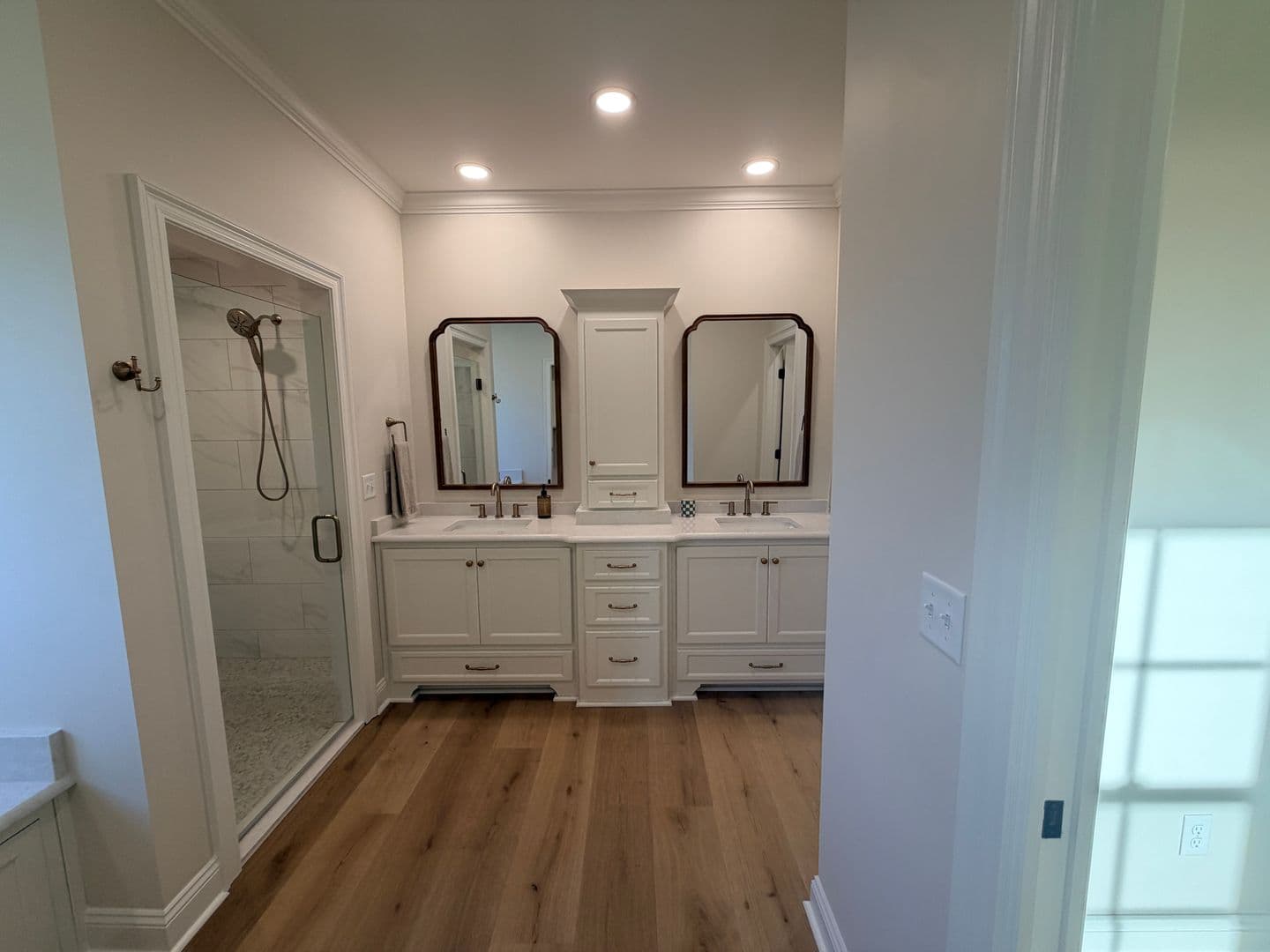 Lake Park House: 5635 Schoolhouse Pond Rd. *