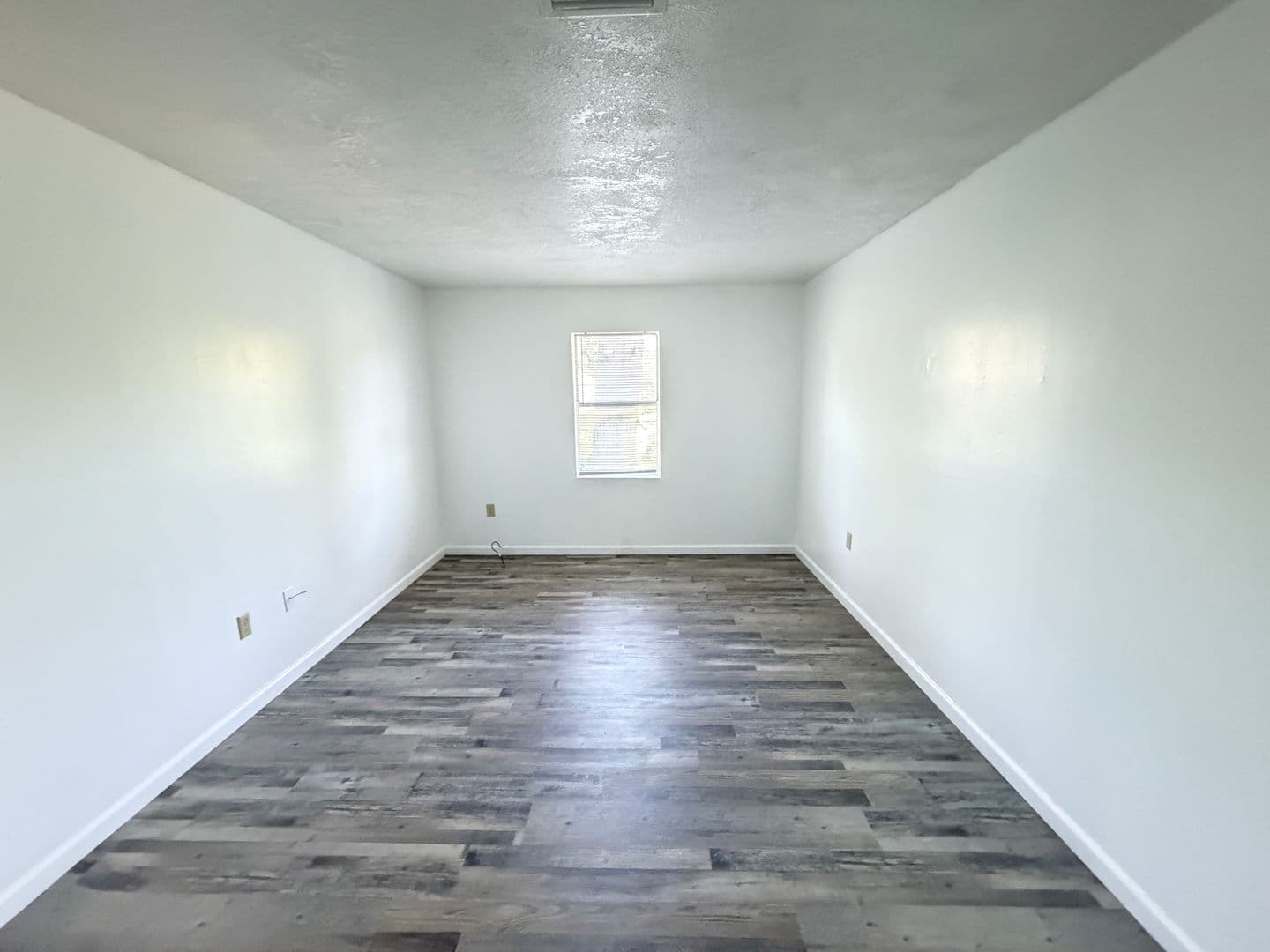 Valdosta Apartment: 4114 Oak Dr. - #3