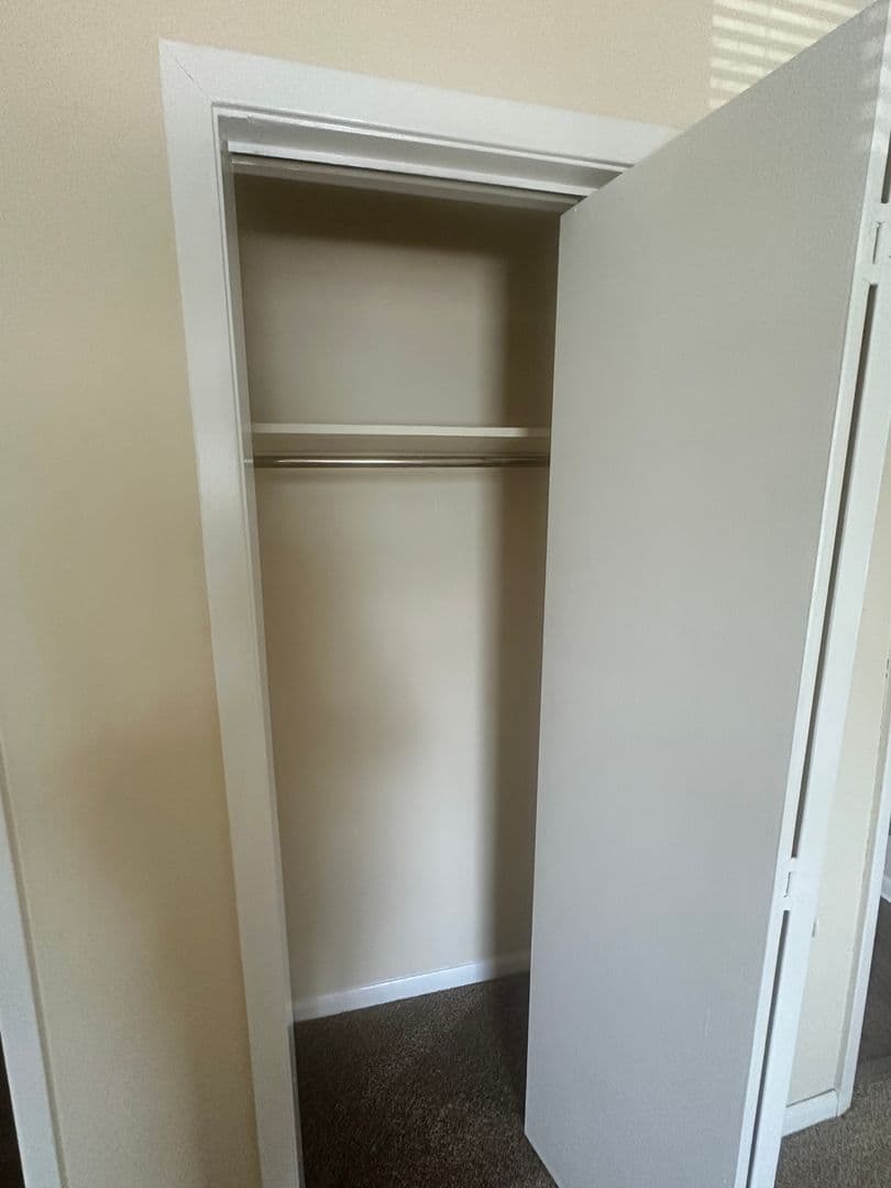 Remerton Apartment: 1603 Victory St