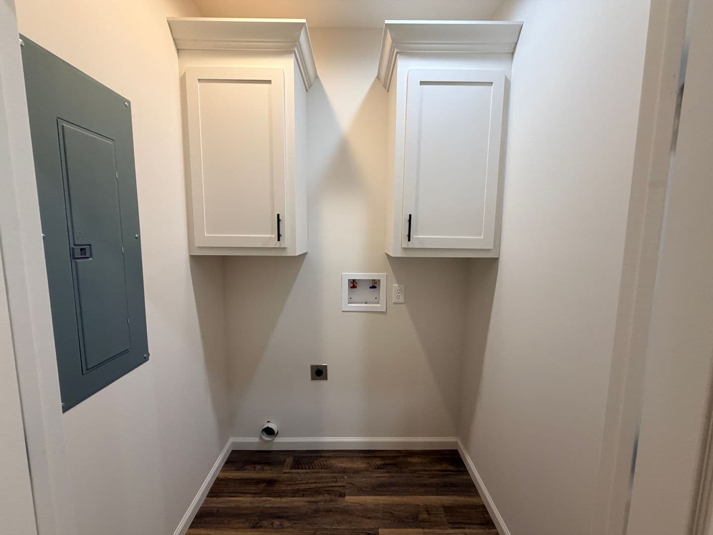Nashville Apartment: 719 Dawn Dr. * - A