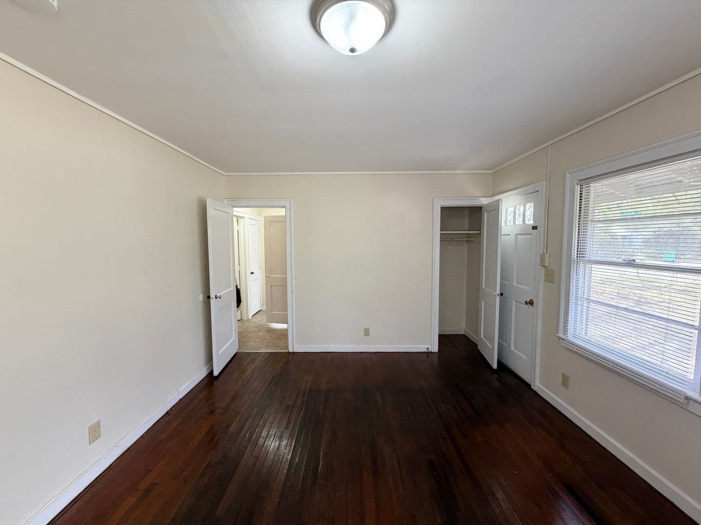 Valdosta House: 1701 N Troup Street*