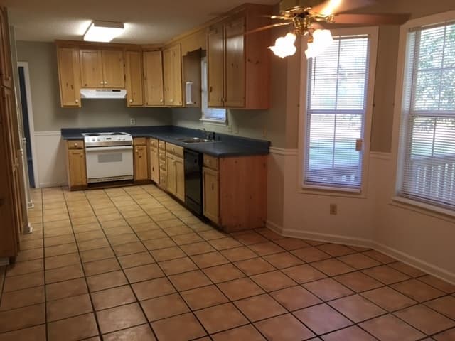 Valdosta House: 4112 Clay Drive*