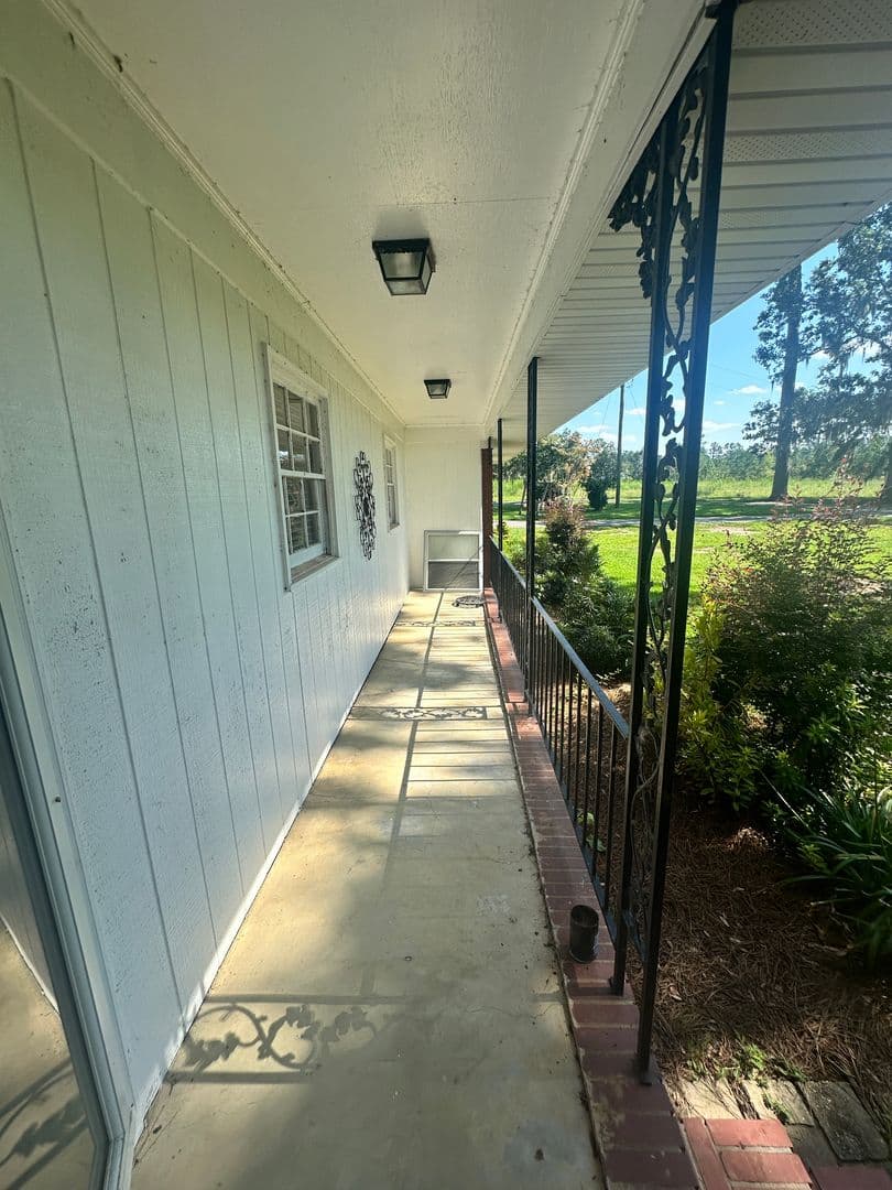 Valdosta House: 4742 Cat Creek Rd *