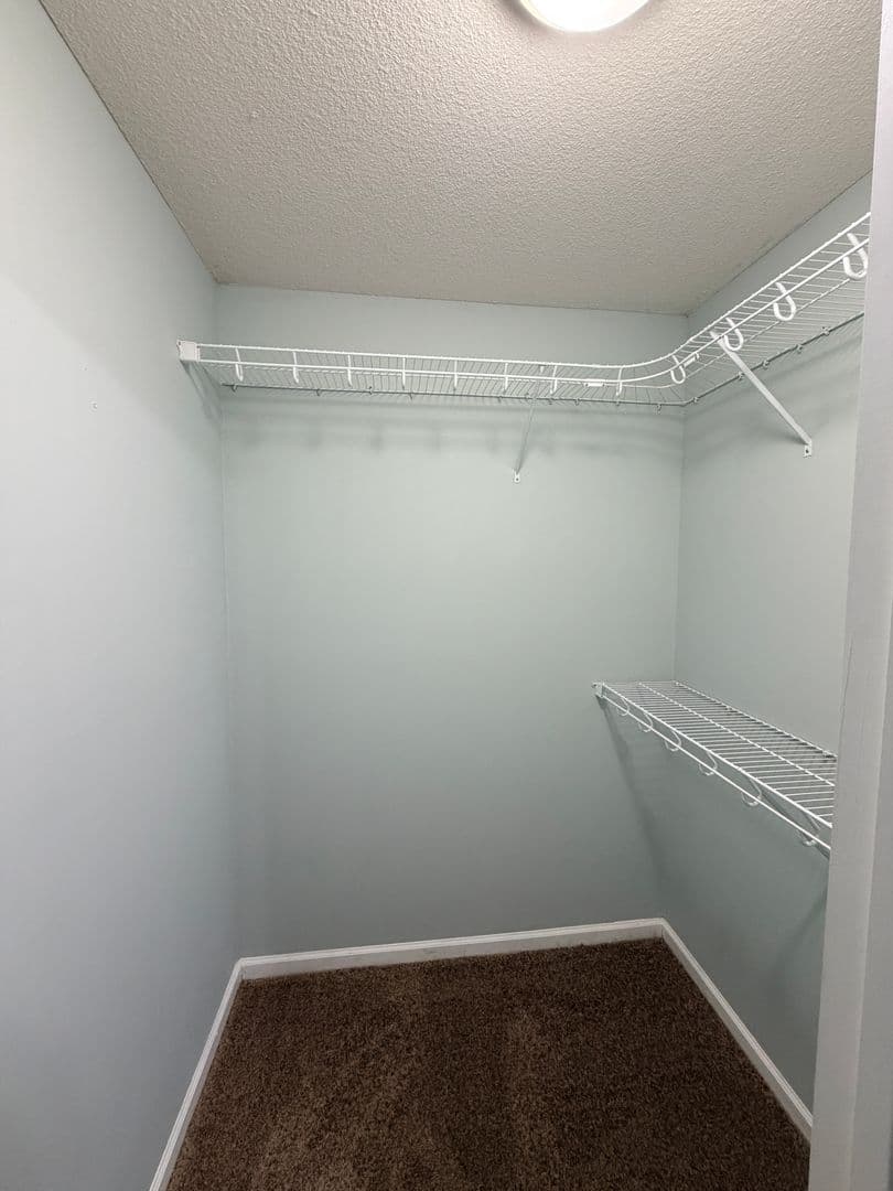 Hahira Apartment: 103 S. West St * - 934 - C