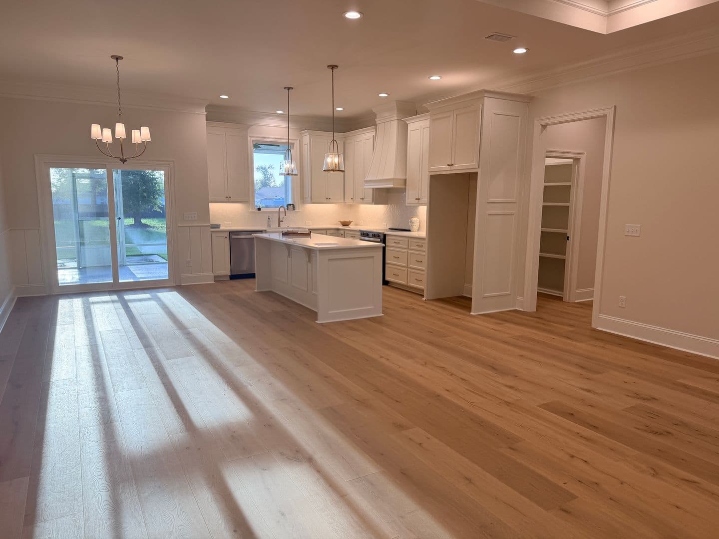 Lake Park House: 5635 Schoolhouse Pond Rd. *