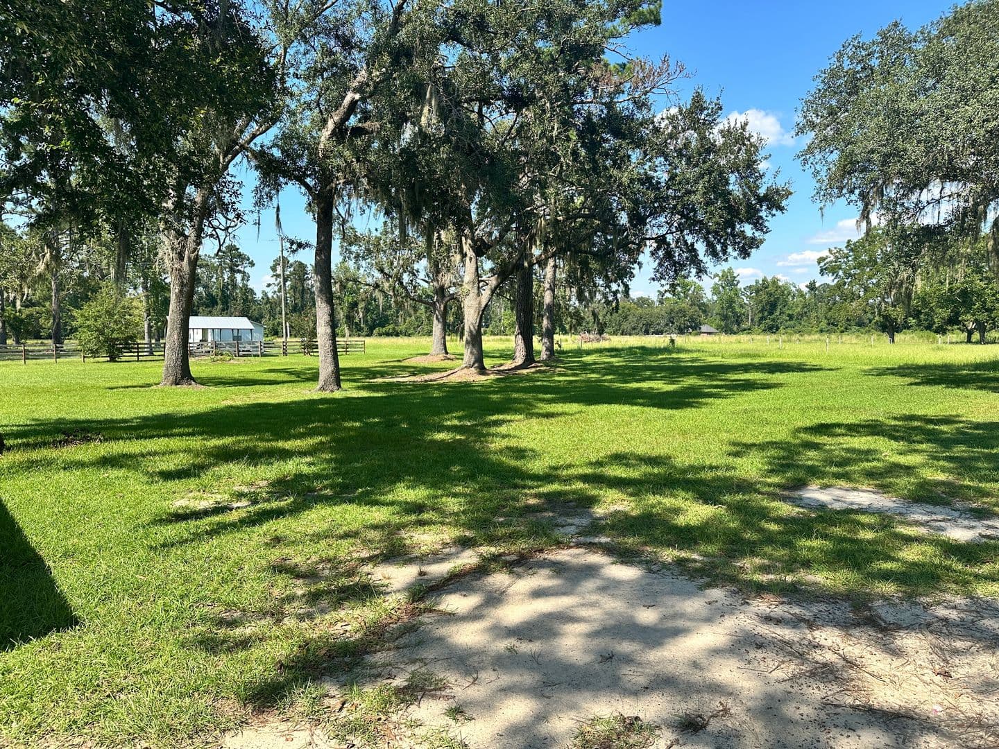 Valdosta House: 4742 Cat Creek Rd *