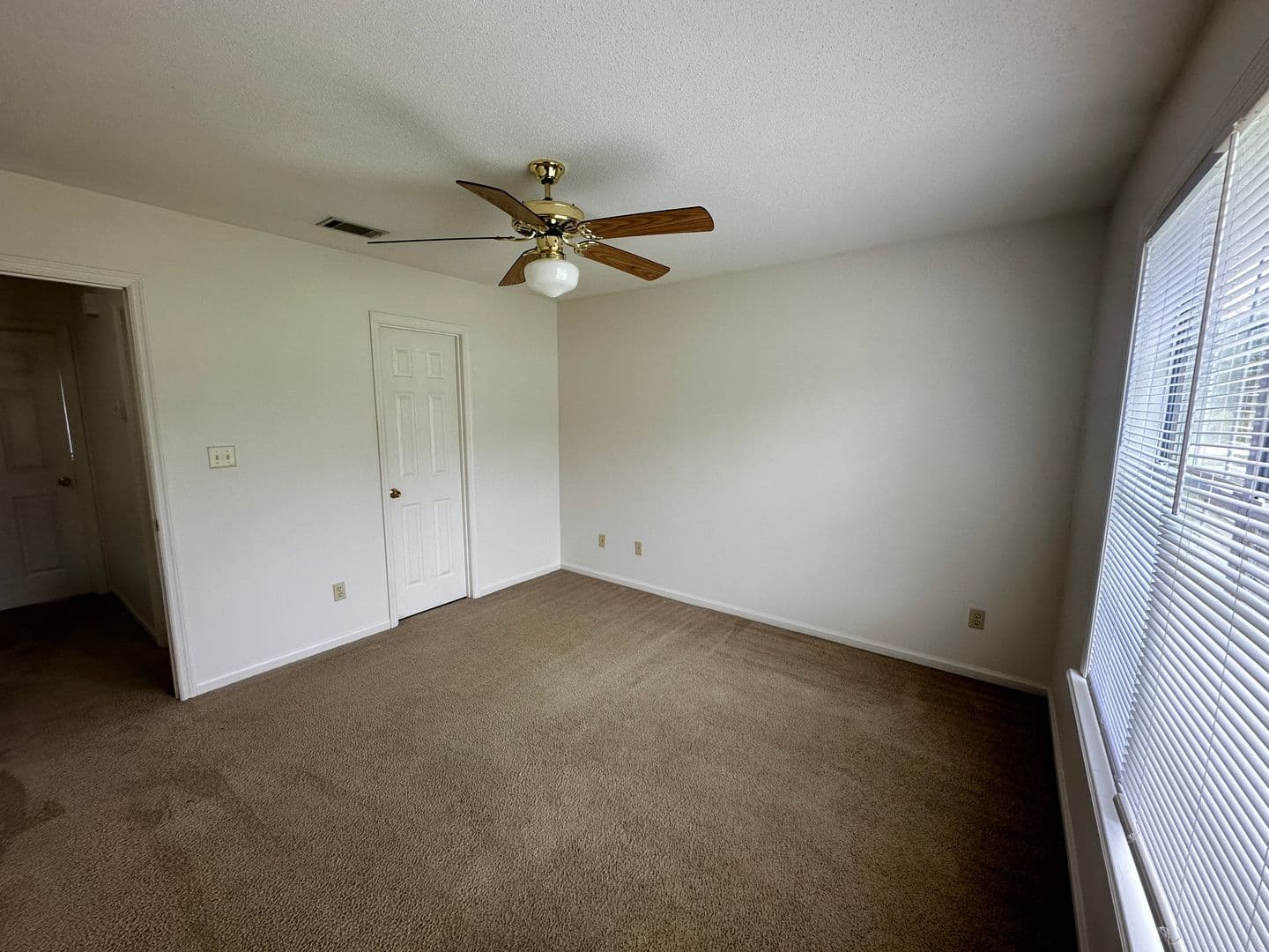 Valdosta House: 6119 B Vinnie Dr