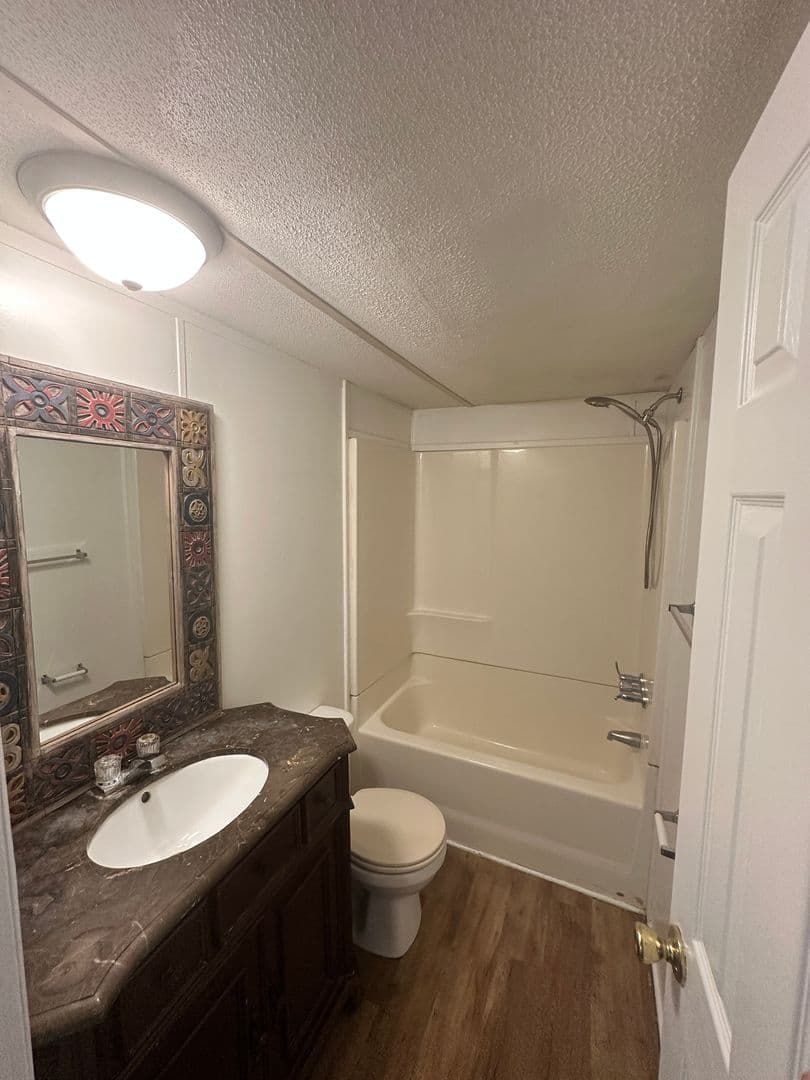 Hahira House: 6488 Cowart Circle