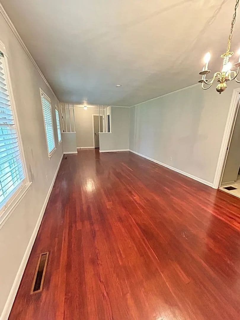 Valdosta House: 605 Georgia Ave.*