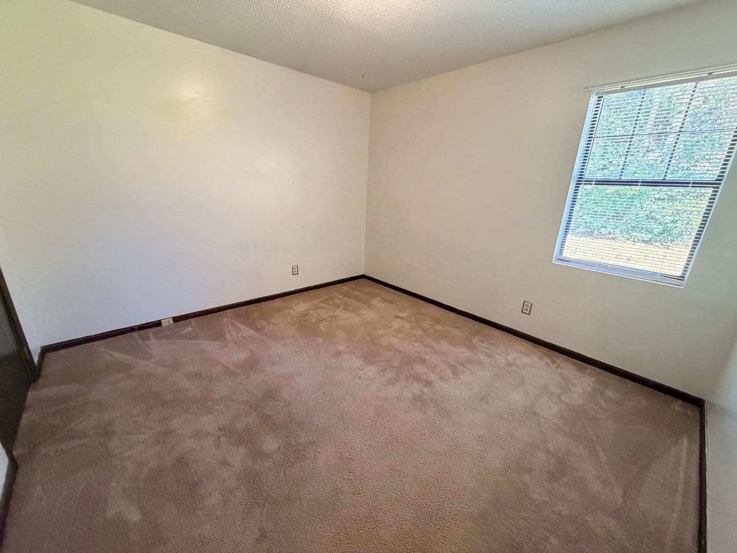 Valdosta House: 2012 LaSalle Dr. *