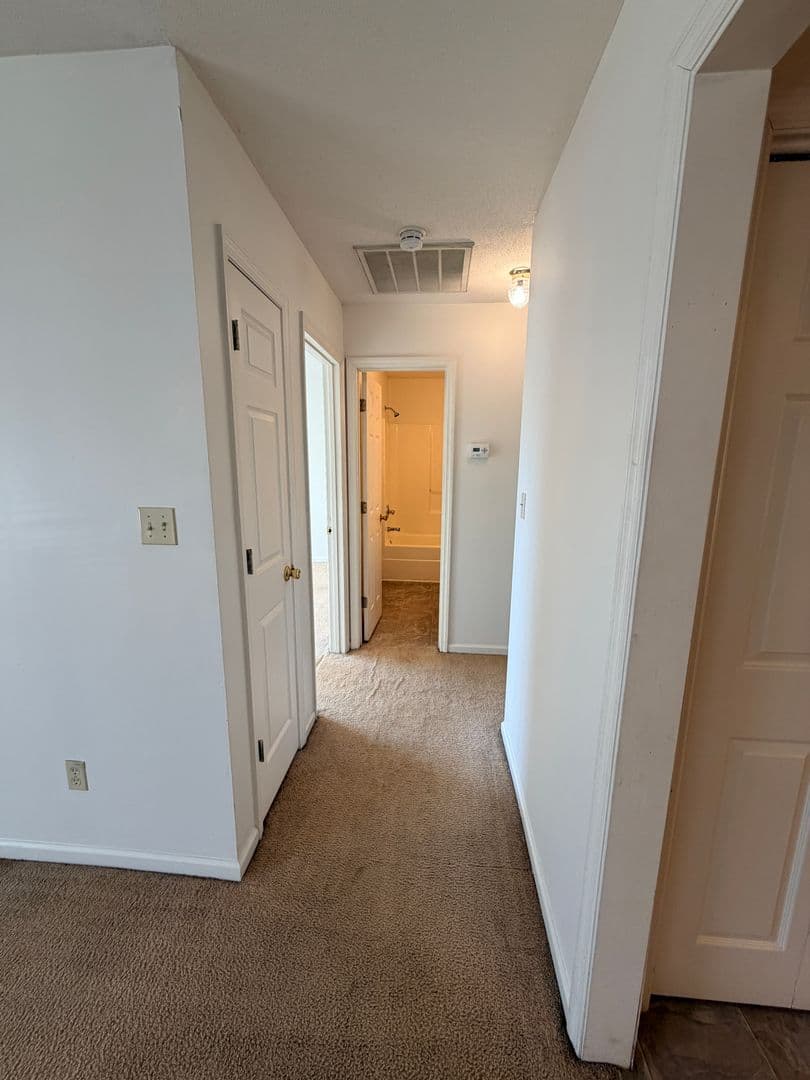Valdosta House: 2206 A Pulaski Cir
