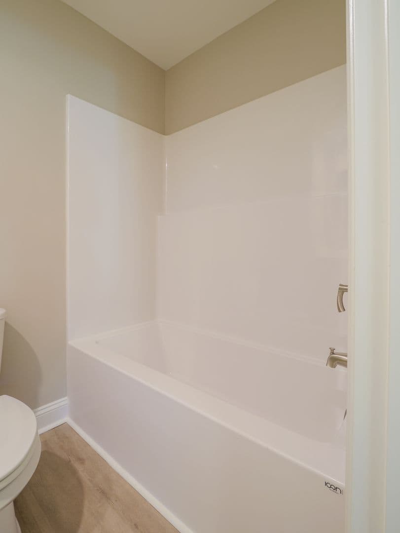 Sparks Apartment: 203 S. Goodman St*