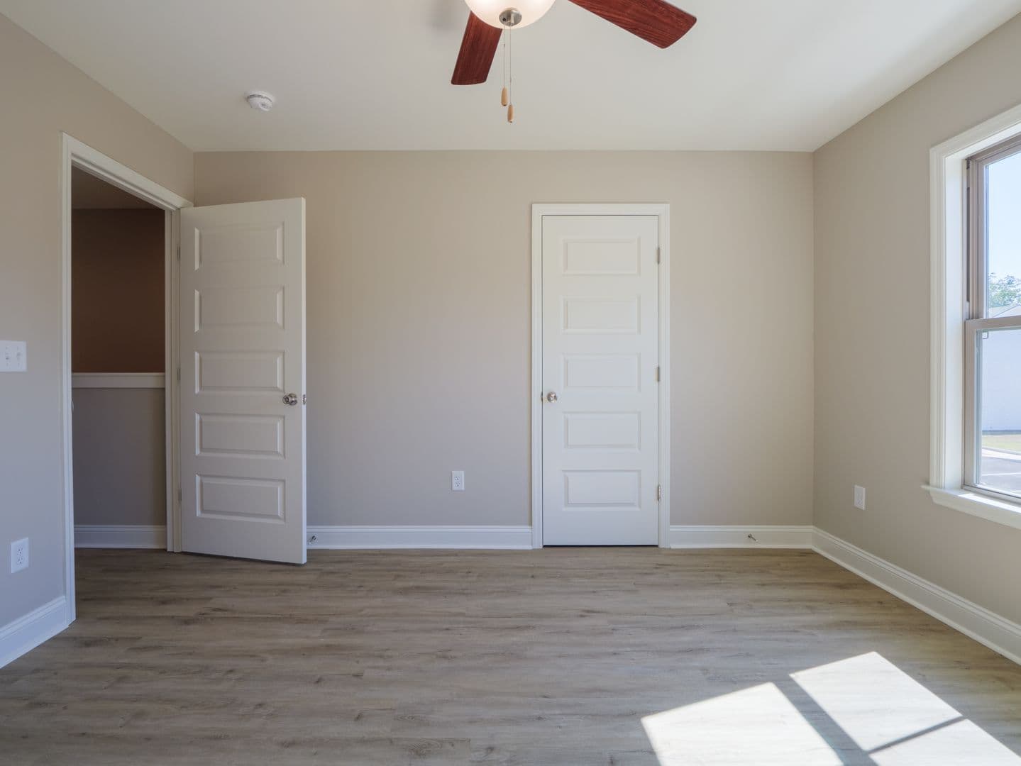 Sparks Apartment: 203 S. Goodman St*