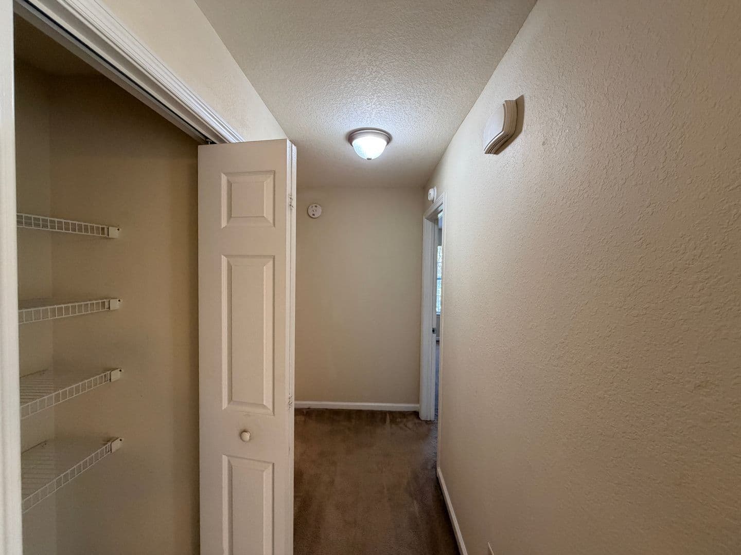 Valdosta Apartment: 1704 N Patterson St. * - #4