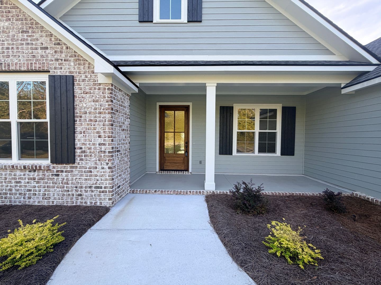 Lake Park House: 5635 Schoolhouse Pond Rd. *