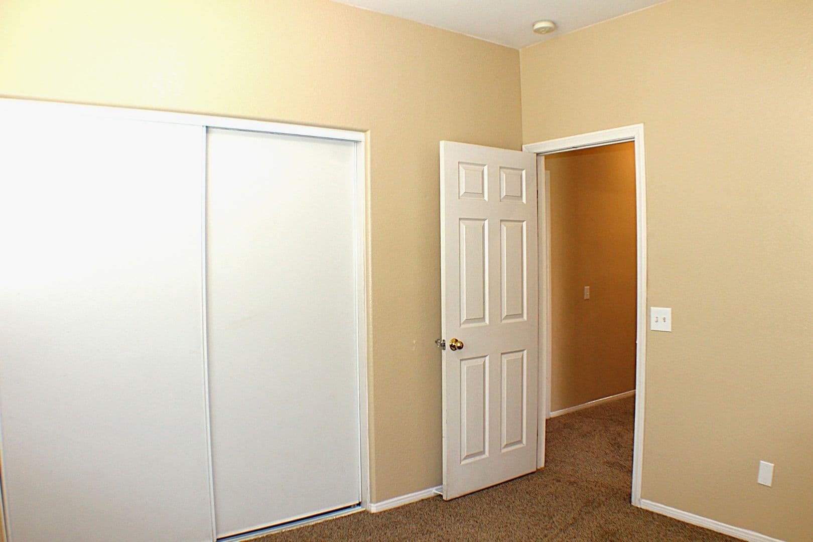 Moreno Valley House: 26836 Calle Luna